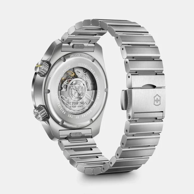 wat_242004_baio%3dtransformbackground,colorf0f0f0%26io%3dtransformfit,width900,height650%26quality%3d100_73e5d